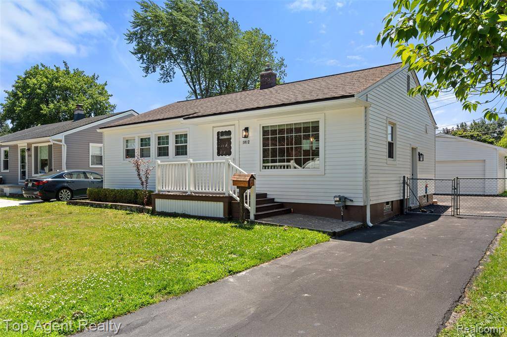 Royal Oak, MI 48073,1012 Amelia Avenue