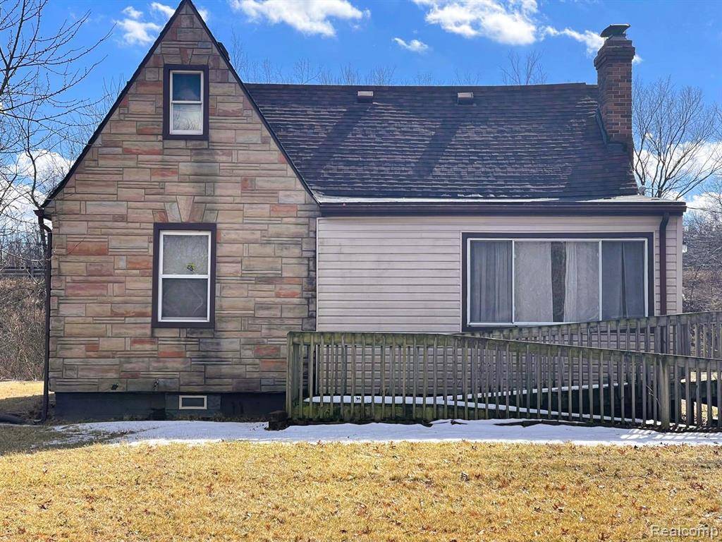 Romulus, MI 48174,35805 Herman Street
