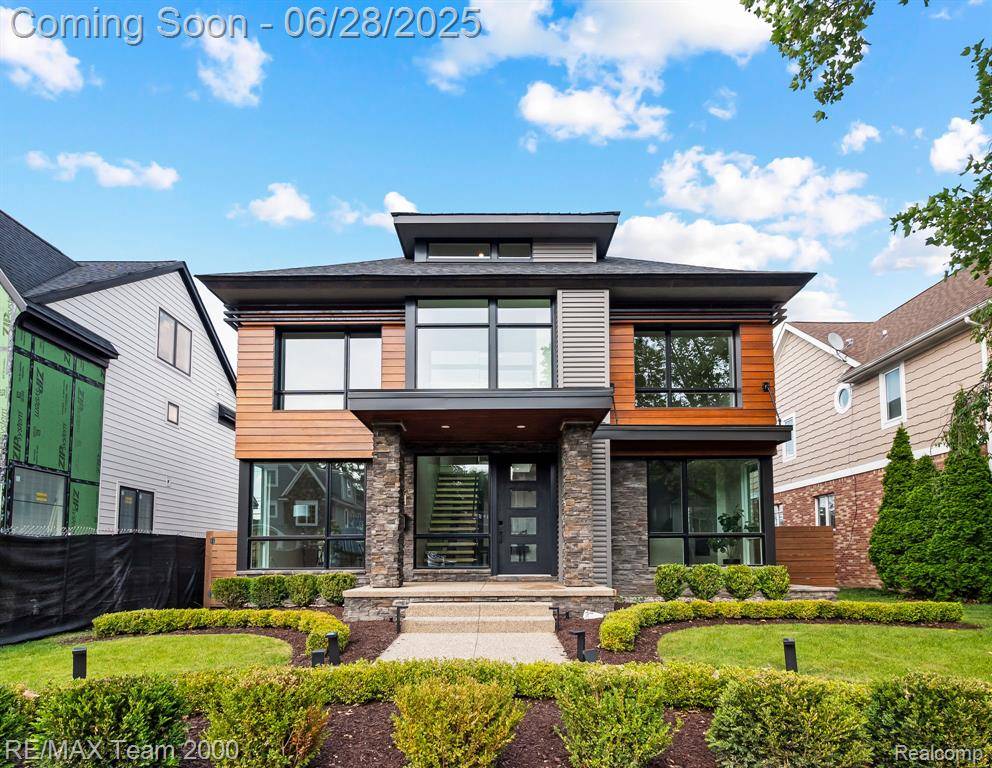 Birmingham, MI 48009,927 Ann Street