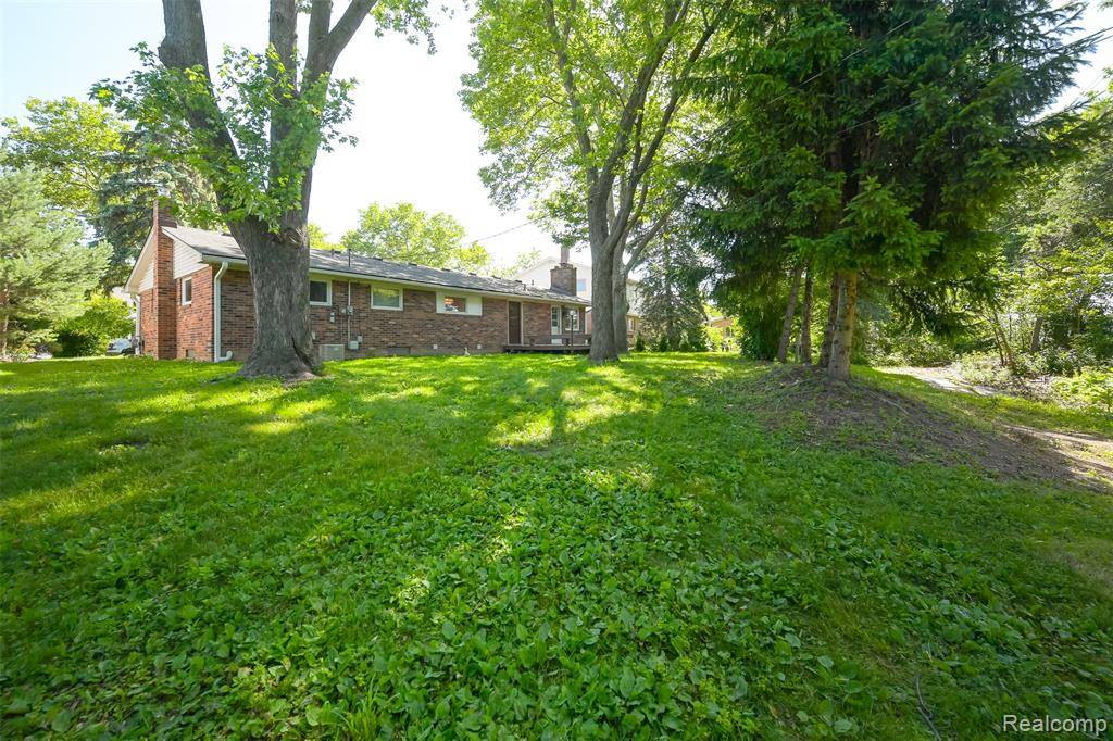 Ann Arbor, MI 48103,1842 Saxon Street