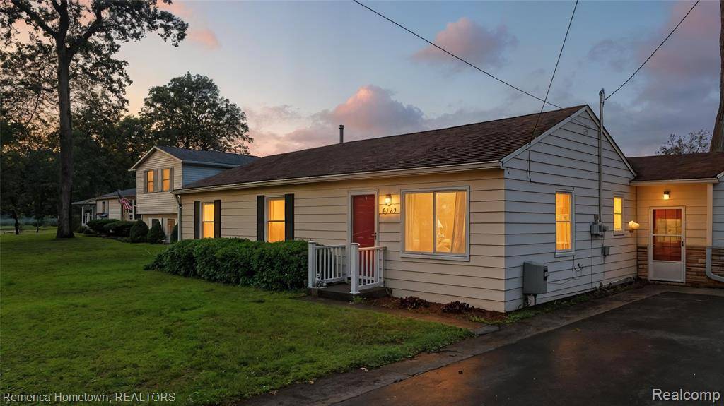 Waterford, MI 48328,4443 Sedum Glen