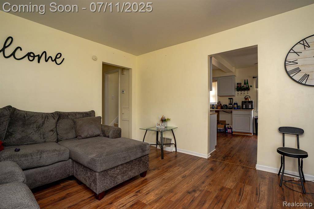Harper Woods, MI 48225,19725 Kingsville Street