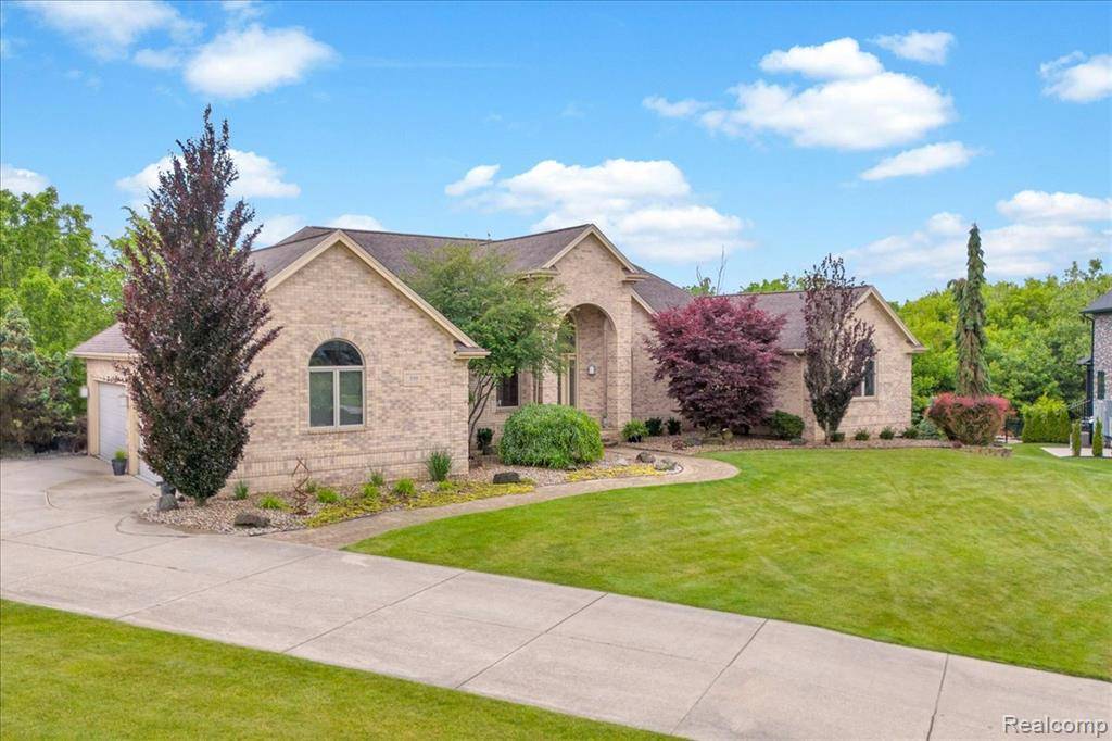 Grand Blanc, MI 48439,550 Kings Fairway Court