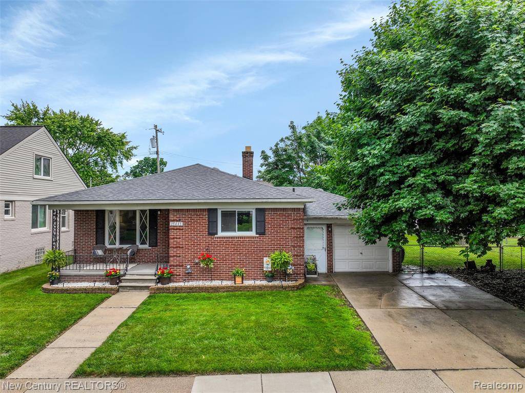 Allen Park, MI 48101,15445 Markese Avenue