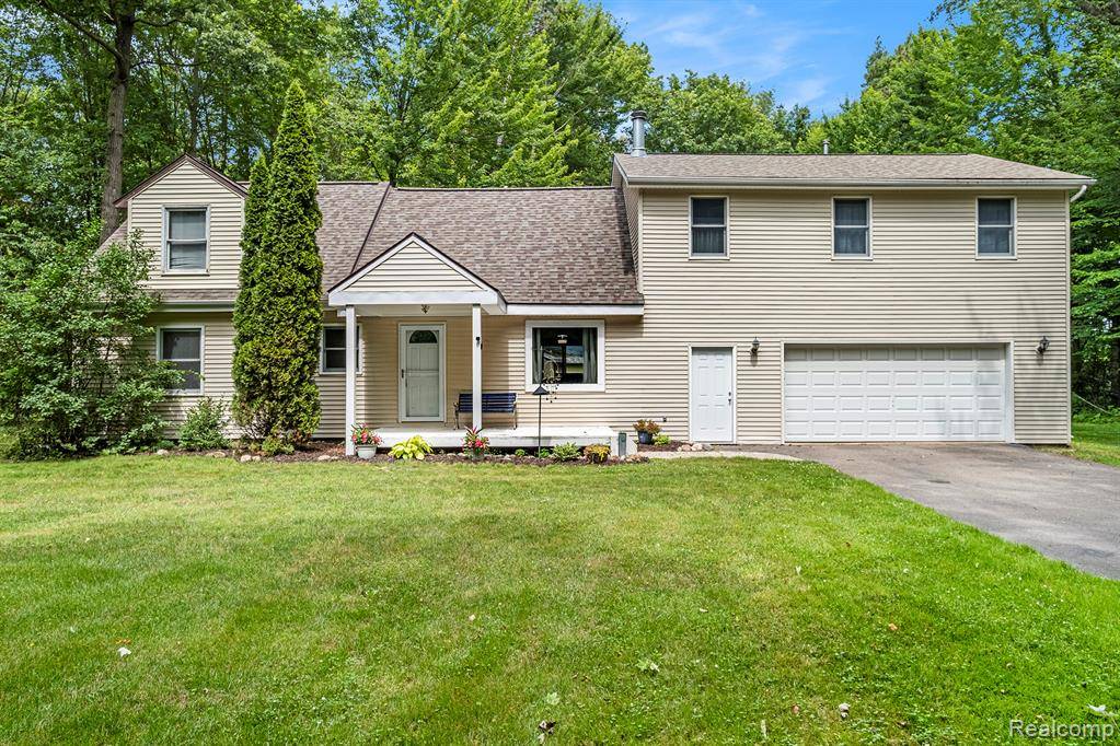 Byron, MI 48418,15375 Murray Road