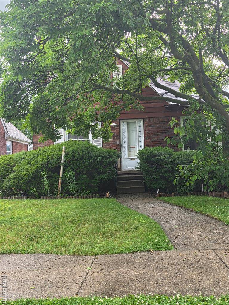 Detroit, MI 48227,13539 WOODMONT Avenue