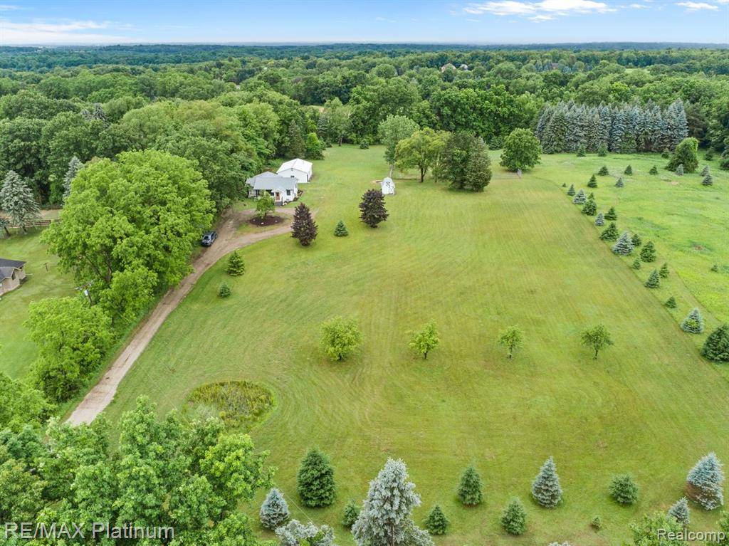 Howell, MI 48353,4125 N Tipsico Lake (10 Acres) N Road