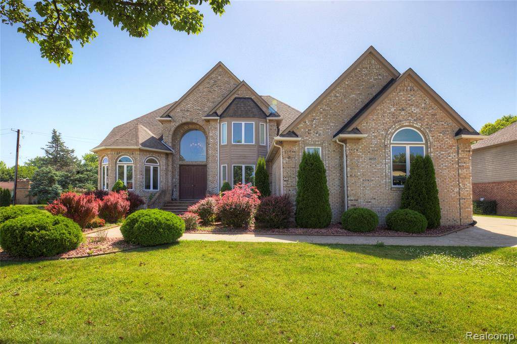 Sterling Heights, MI 48314,4935 Maceri Circle
