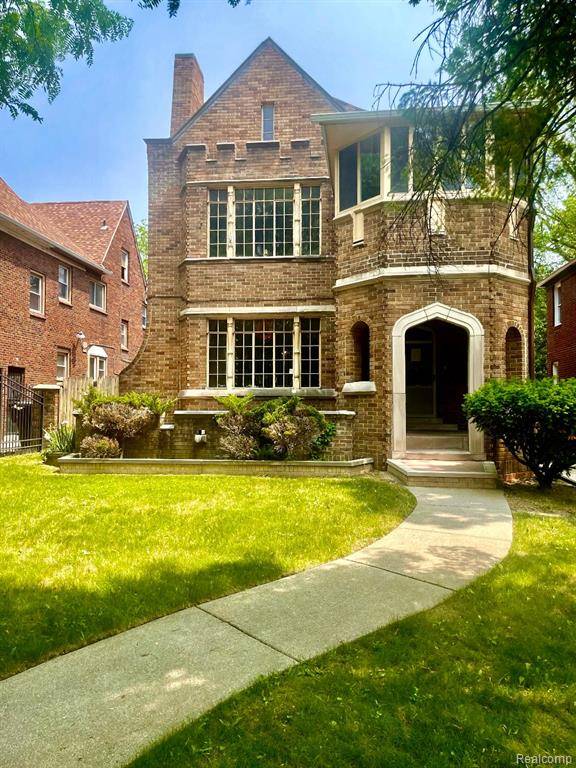 Detroit, MI 48221,16514 La Salle Avenue