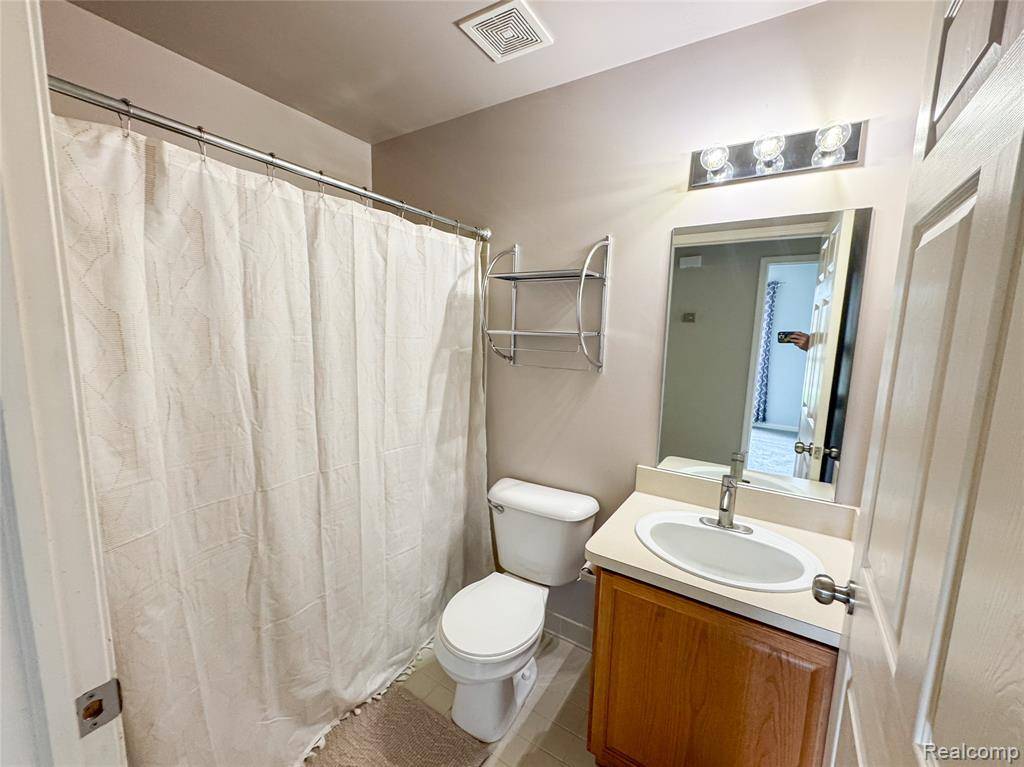 Holly, MI 48442,4023 Stonebridge