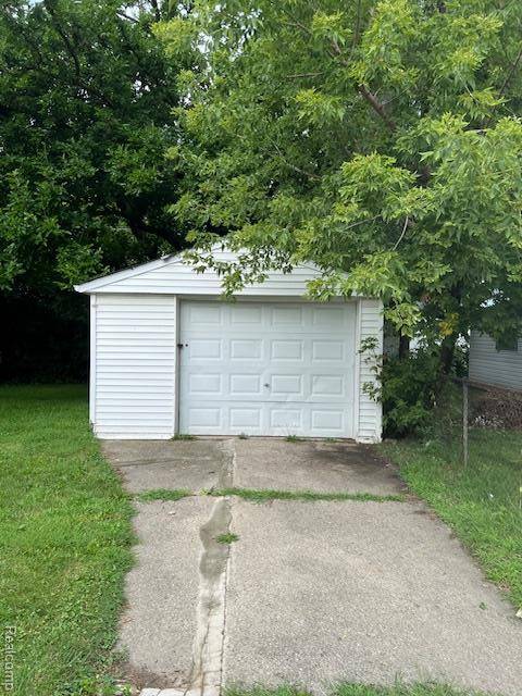 Eastpointe, MI 48021,21111 Beechwood Avenue