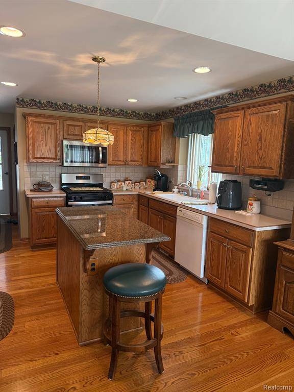 New Baltimore, MI 48047,35851 Ireneus Drive