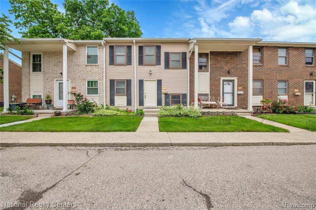 Ypsilanti, MI 48198,8421 Lakeview Court