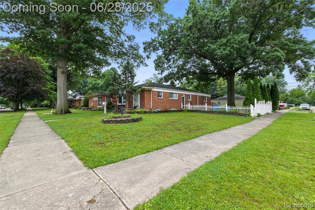 Dearborn, MI 48125,4108 Harding Street