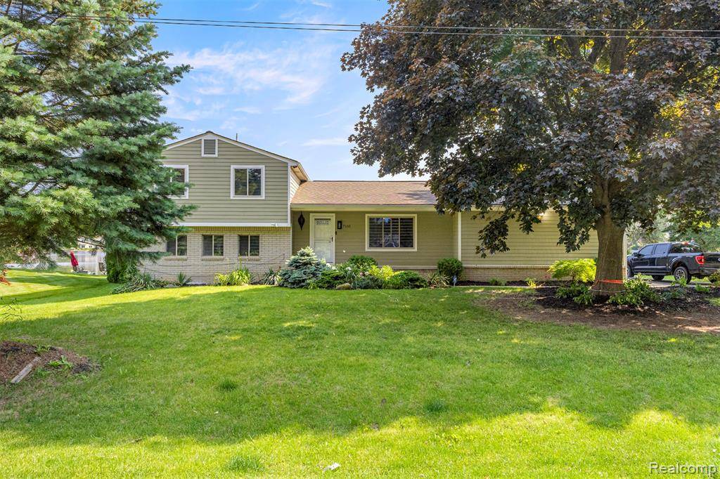 White Lake, MI 48383,7135 Capri Drive