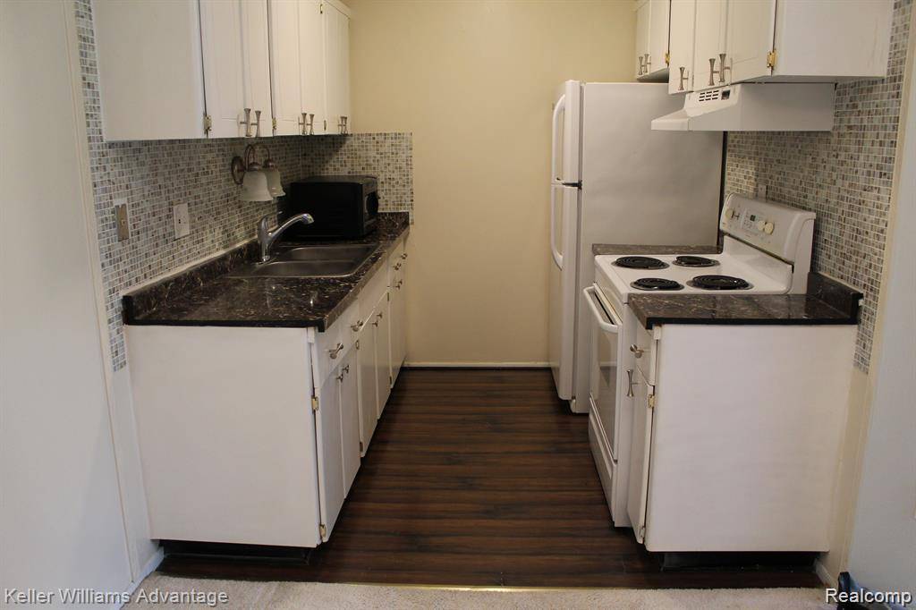 Redford, MI 48239,26790 JOY Road