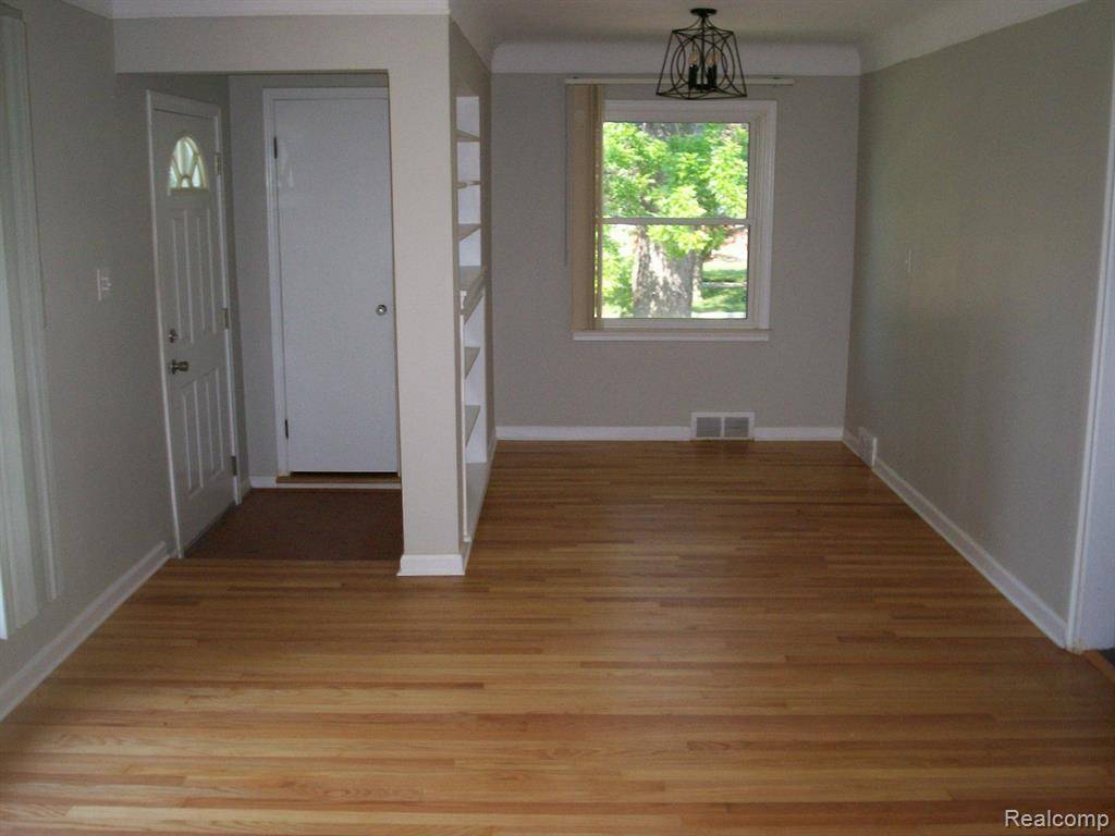 Southgate, MI 48195,13180 Netherwood Street