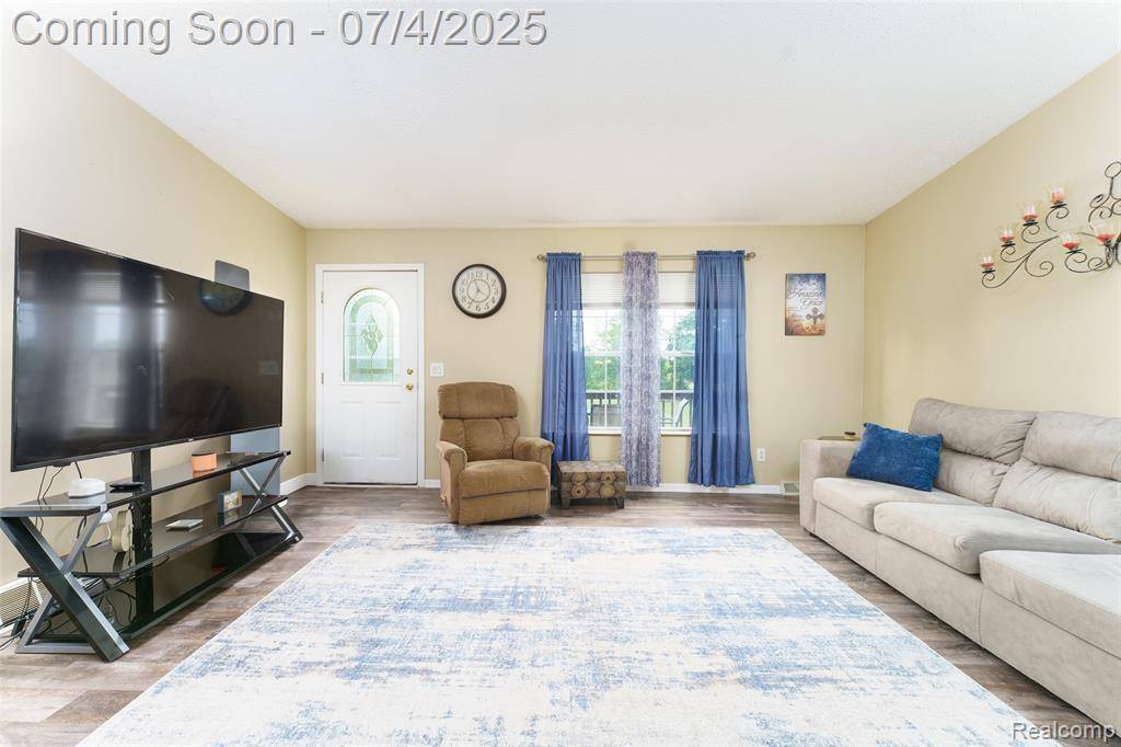 Fowlerville, MI 48836,5771 MILETT Road