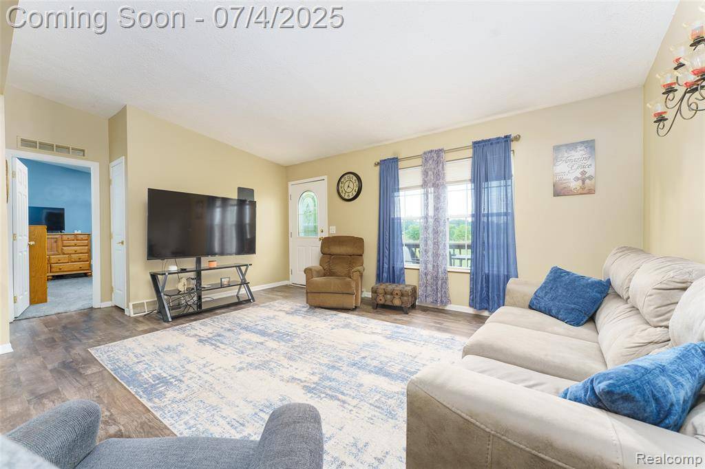 Fowlerville, MI 48836,5771 MILETT Road