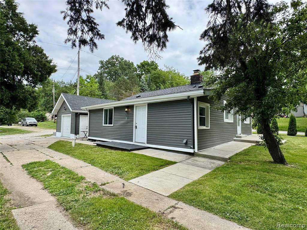 Clarkston, MI 48348,4915 Clarkston Road