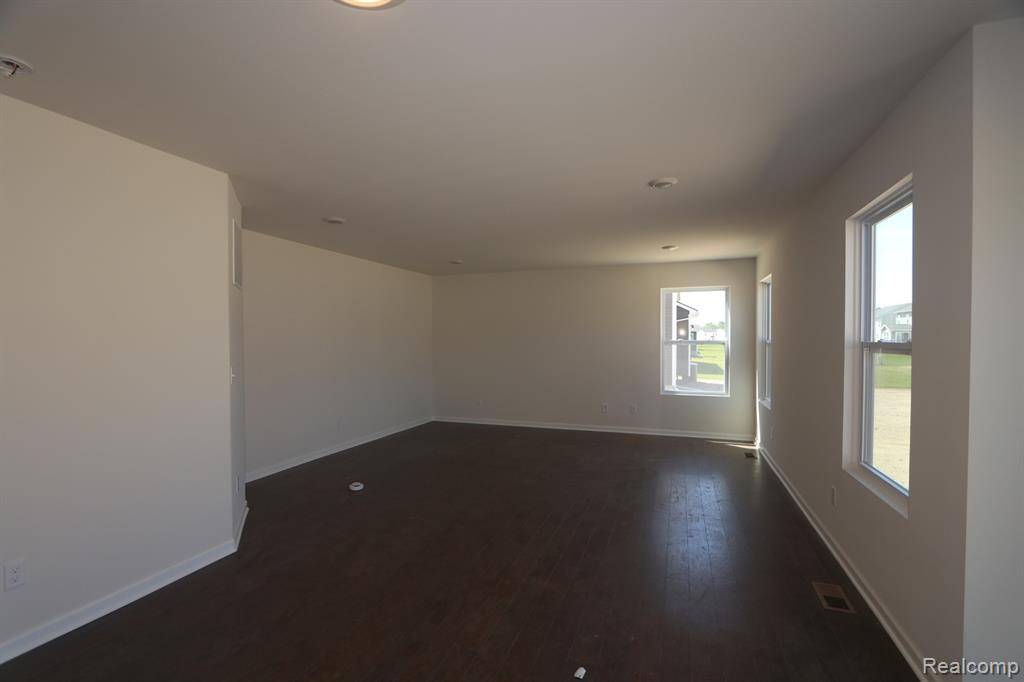 Chesterfield, MI 48047,54727 HERON Circle