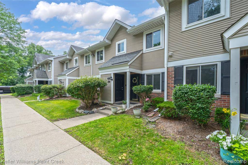 Farmington Hills, MI 48334,31514 Orchard Creek