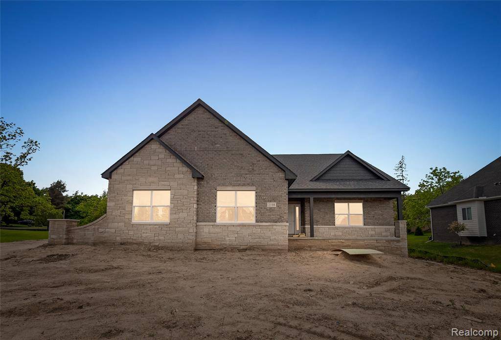 Rochester Hills, MI 48307,2198 S Rochester Rd