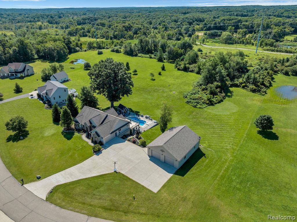 Goodrich Vlg, MI,11068 Meadowview Drive