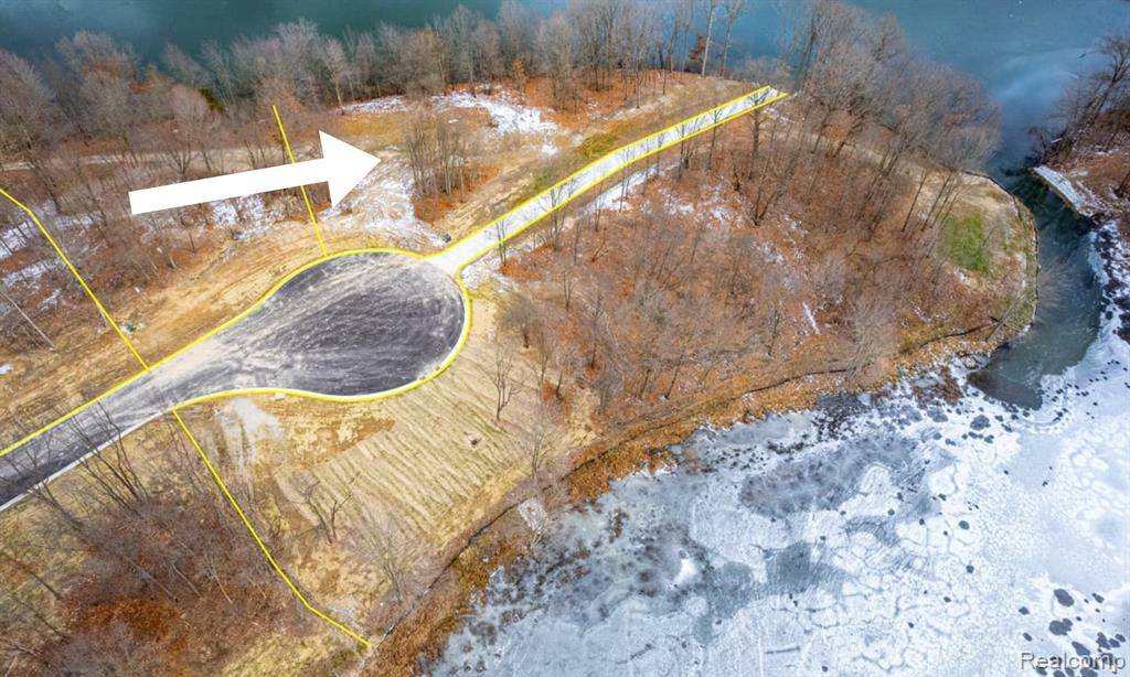 Goodrich Vlg, MI,005 Lakeshore Drive