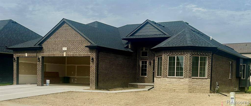 Utica, MI 48042,56413 Scotland Drive