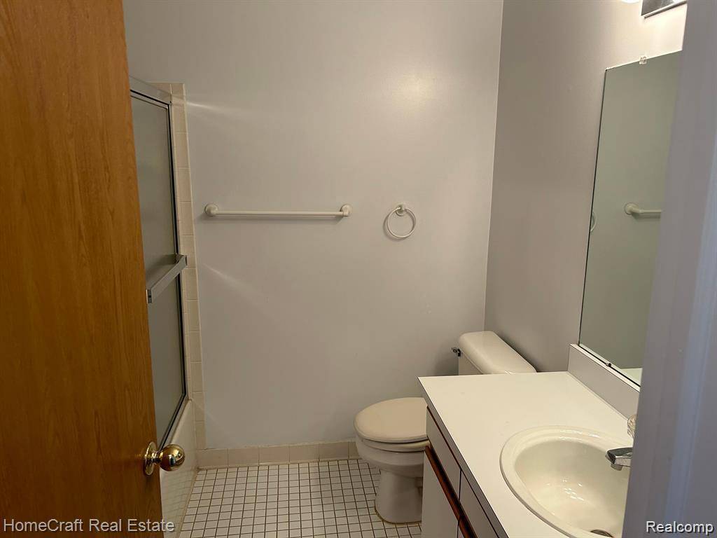 Canton, MI 48187,42808 Lilley Pointe Drive