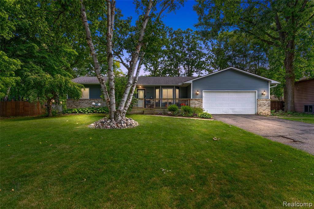 Swartz Creek, MI 48473,9249 Park Place W Street