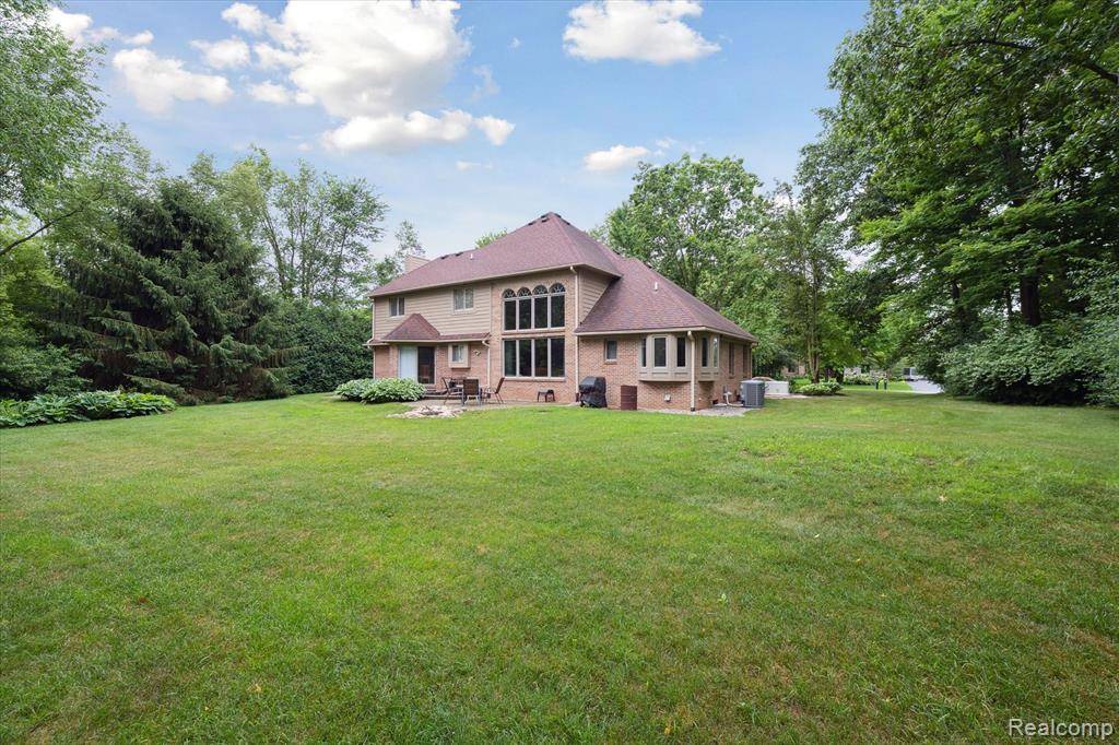 White Lake, MI 48383,5993 Rosewood Parkway