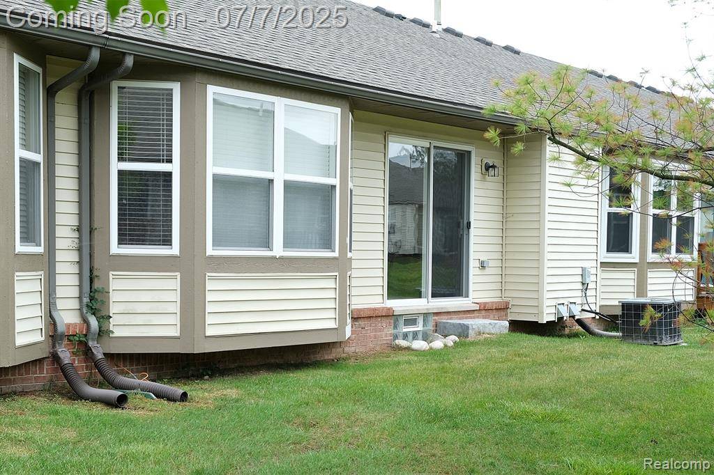 Ypsilanti, MI 48198,1875 N Kenwyck Drive