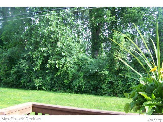 Farmington Hills, MI 48331,38351 CHURCHILL