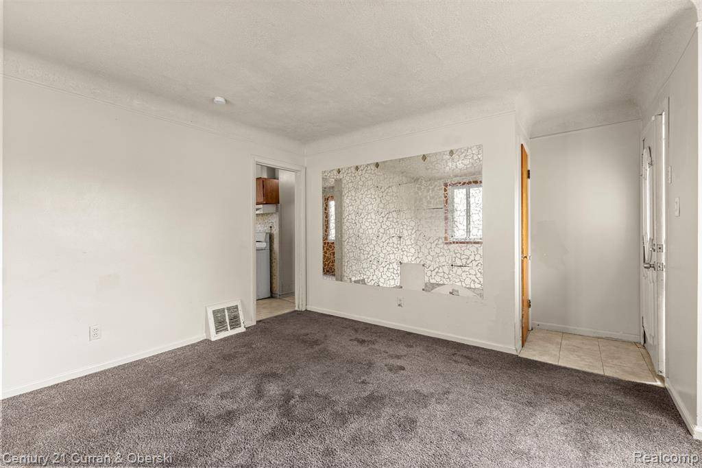 Inkster, MI 48141,25960 Yale Street
