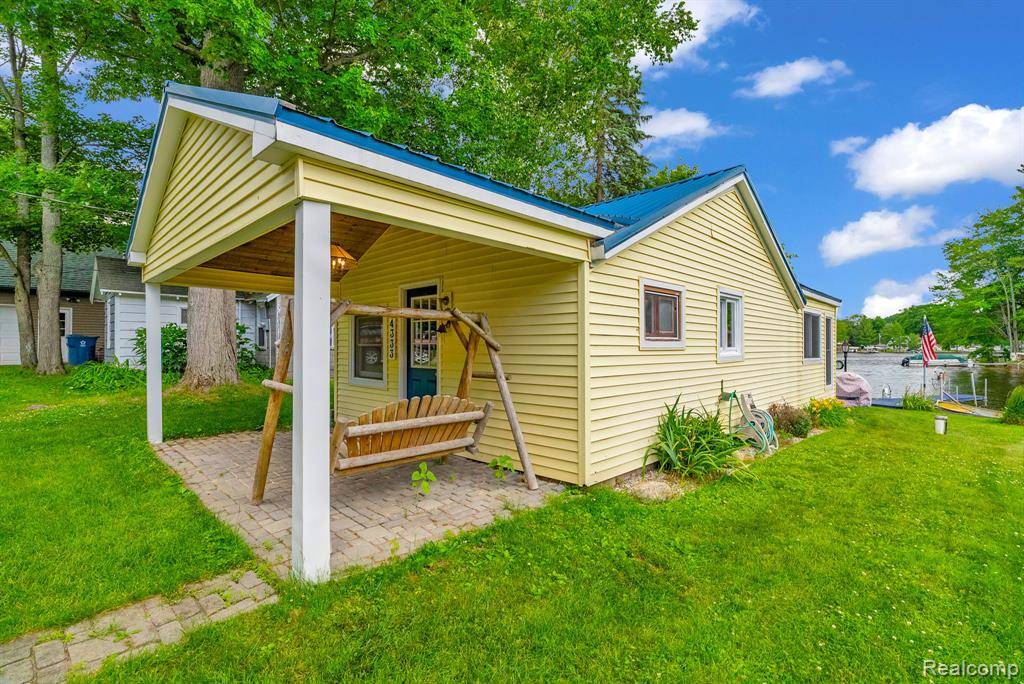MI 48624,4333 Betty Lee Boulevard