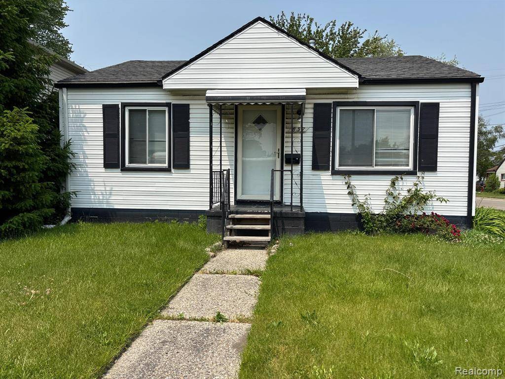 Hazel Park, MI 48030,837 E WOODWARD HEIGHTS Boulevard
