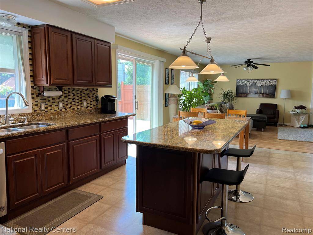 Westland, MI,38443 Meghan Lane