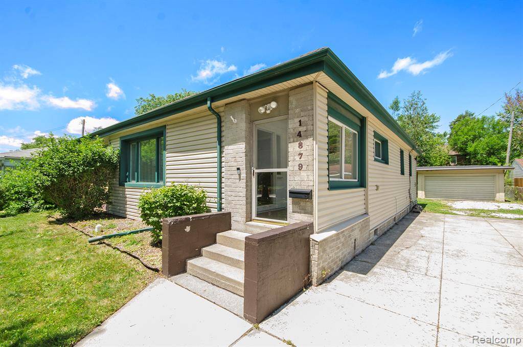 Clinton Twp, MI 48089,14879 Shirley Avenue