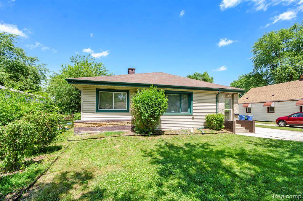 Clinton Twp, MI 48089,14879 Shirley Avenue