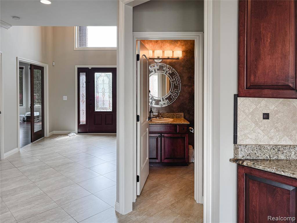 Macomb, MI 48042,15330 Prentice Court