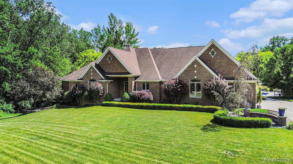 Bruce, MI 48065,8670 Country Manor Drive