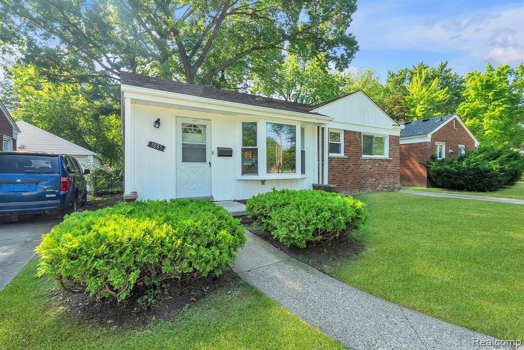 Dearborn, MI 48124,1885 Pelham Street