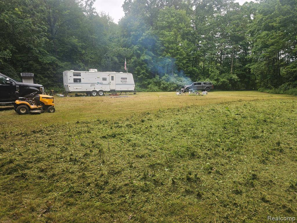 Lapeer, MI 48446,341 W Sawdust Corners Road