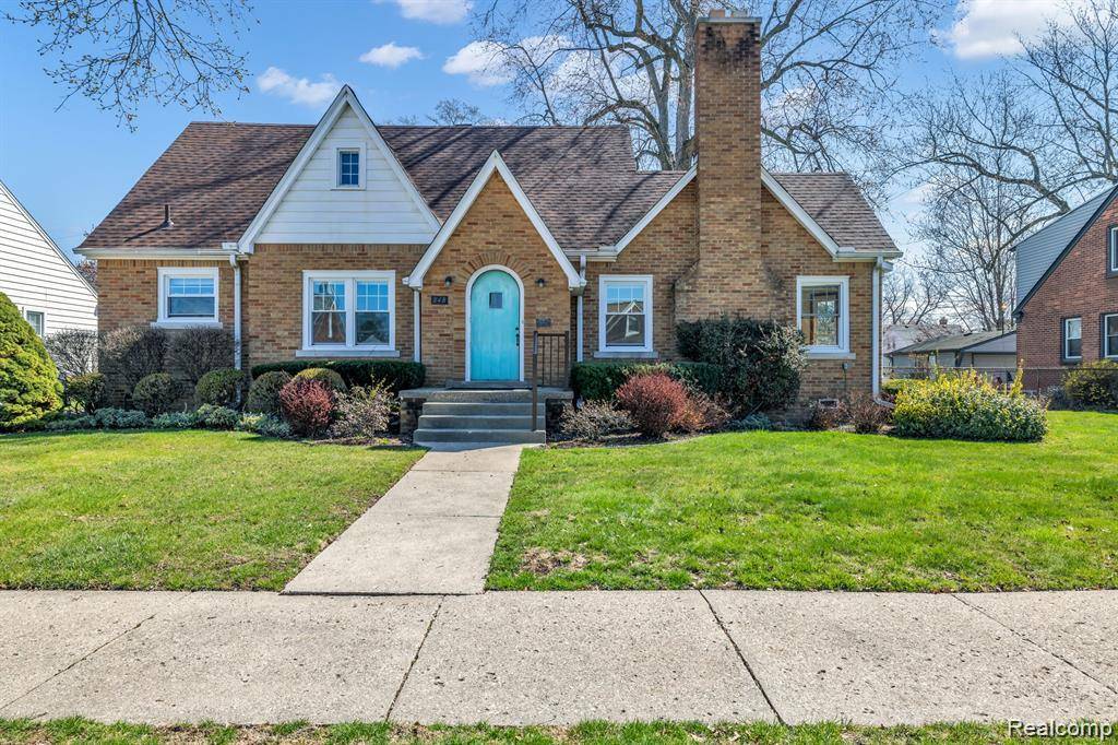 Dearborn, MI 48128,848 N WAVERLY Street