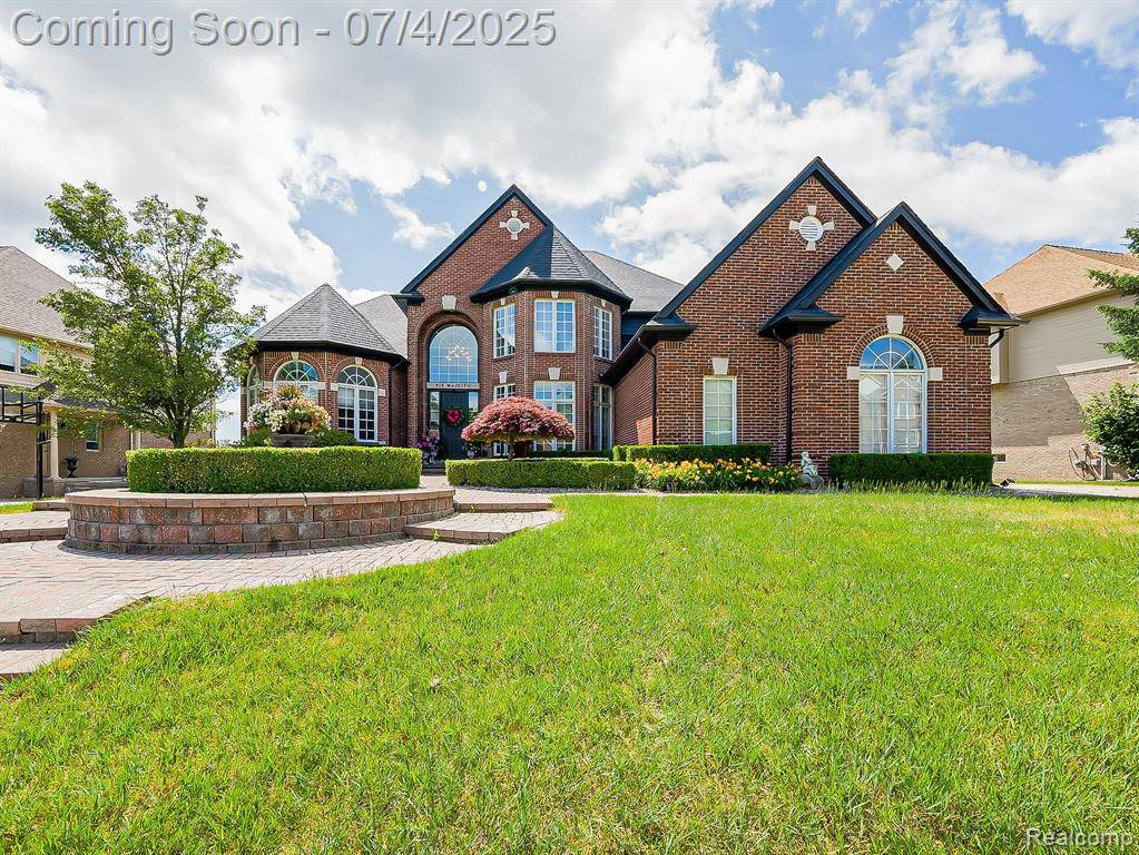 Rochester Hills, MI 48306,926 Majestic