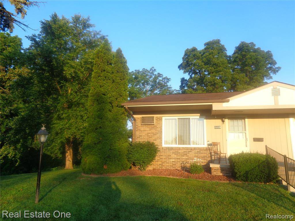 South Lyon, MI 48178,25229 Potomac