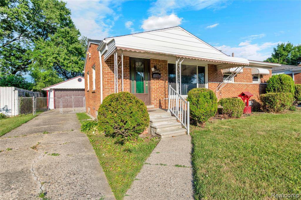 Macomb, MI 48091,22610 Karam Court
