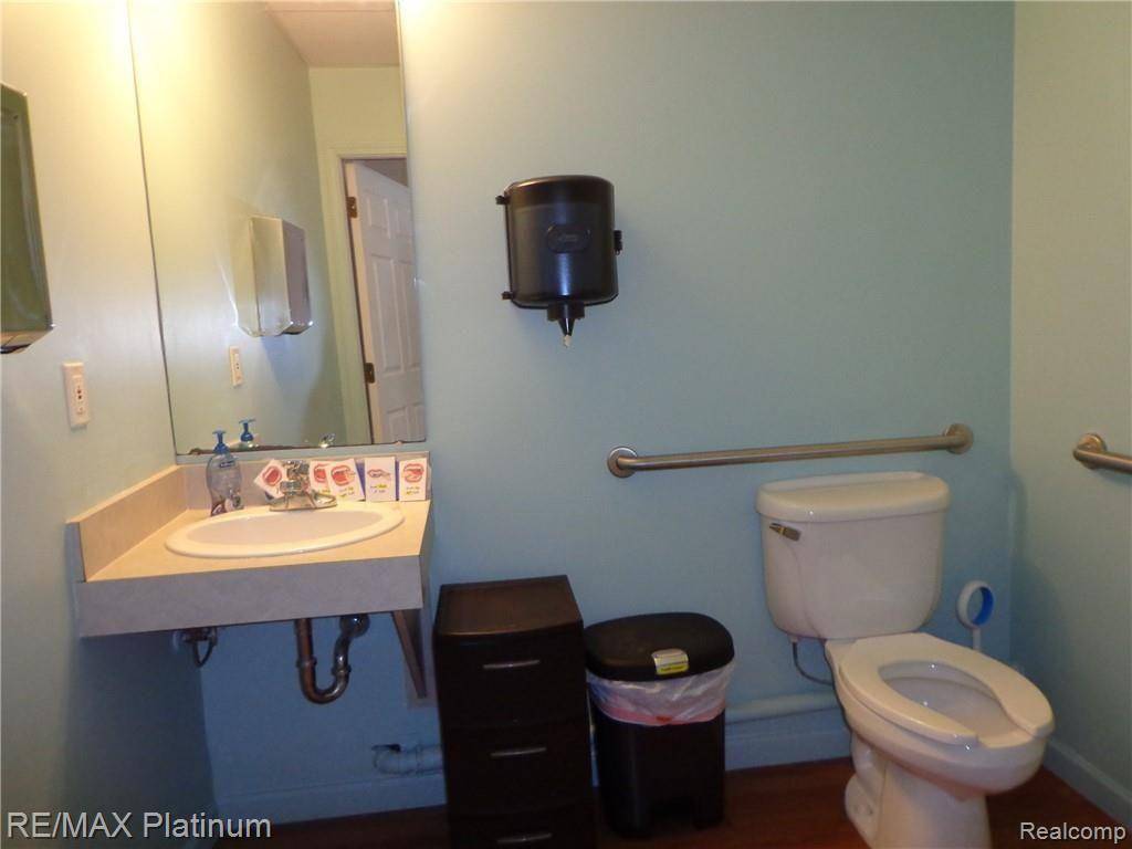 Hartland, MI 48353,12319 HIGHLAND Road